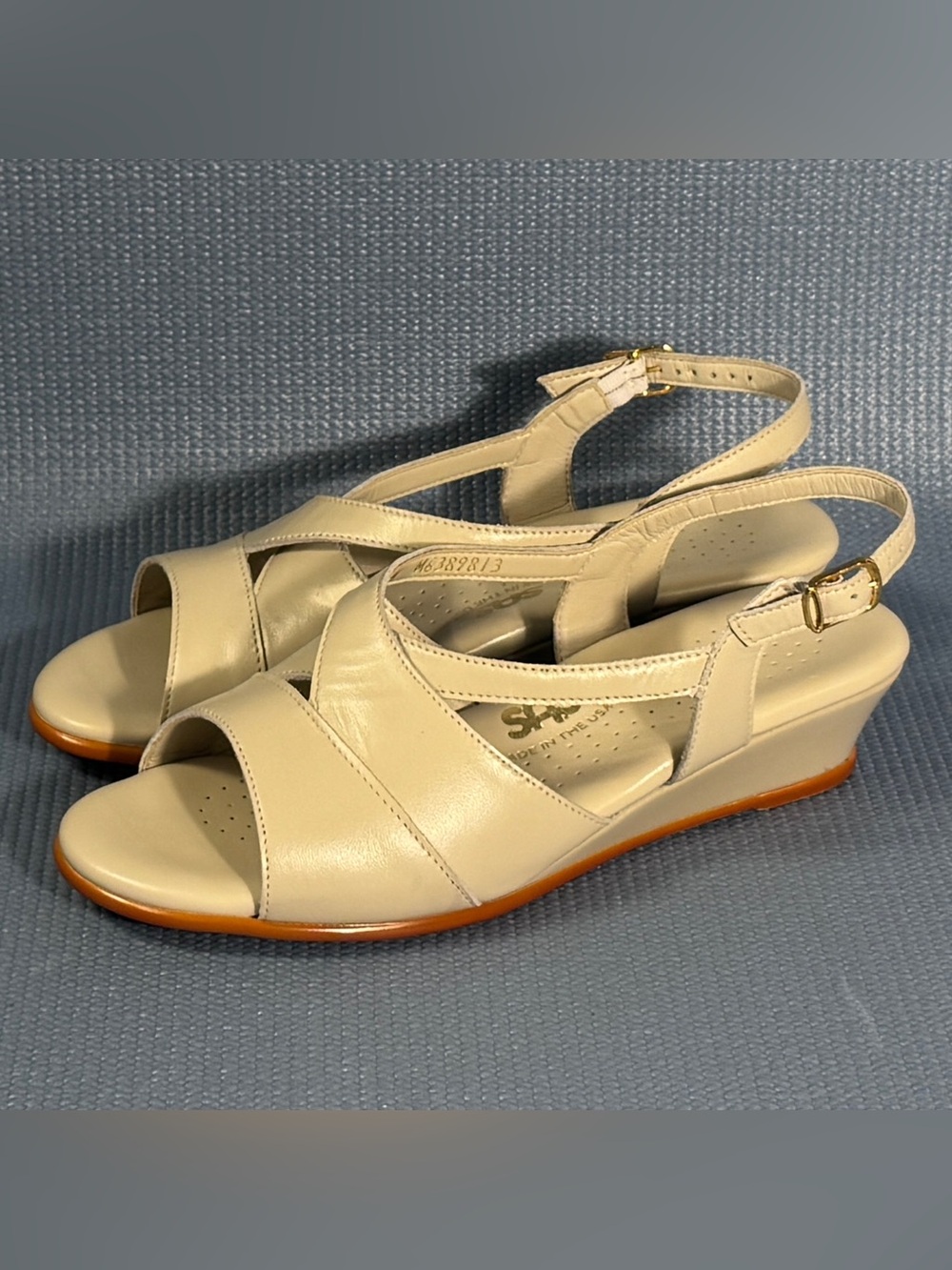 SAS Caress Sling Beige Sandals Women’s Size 7.5 Wide